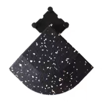 סיומת פינה לאריח בלימה לרצפה גומי פרימיום איכותי עם מחברים, ללא ריח 50 סמ על 15 סמ עובי כ2 סמ